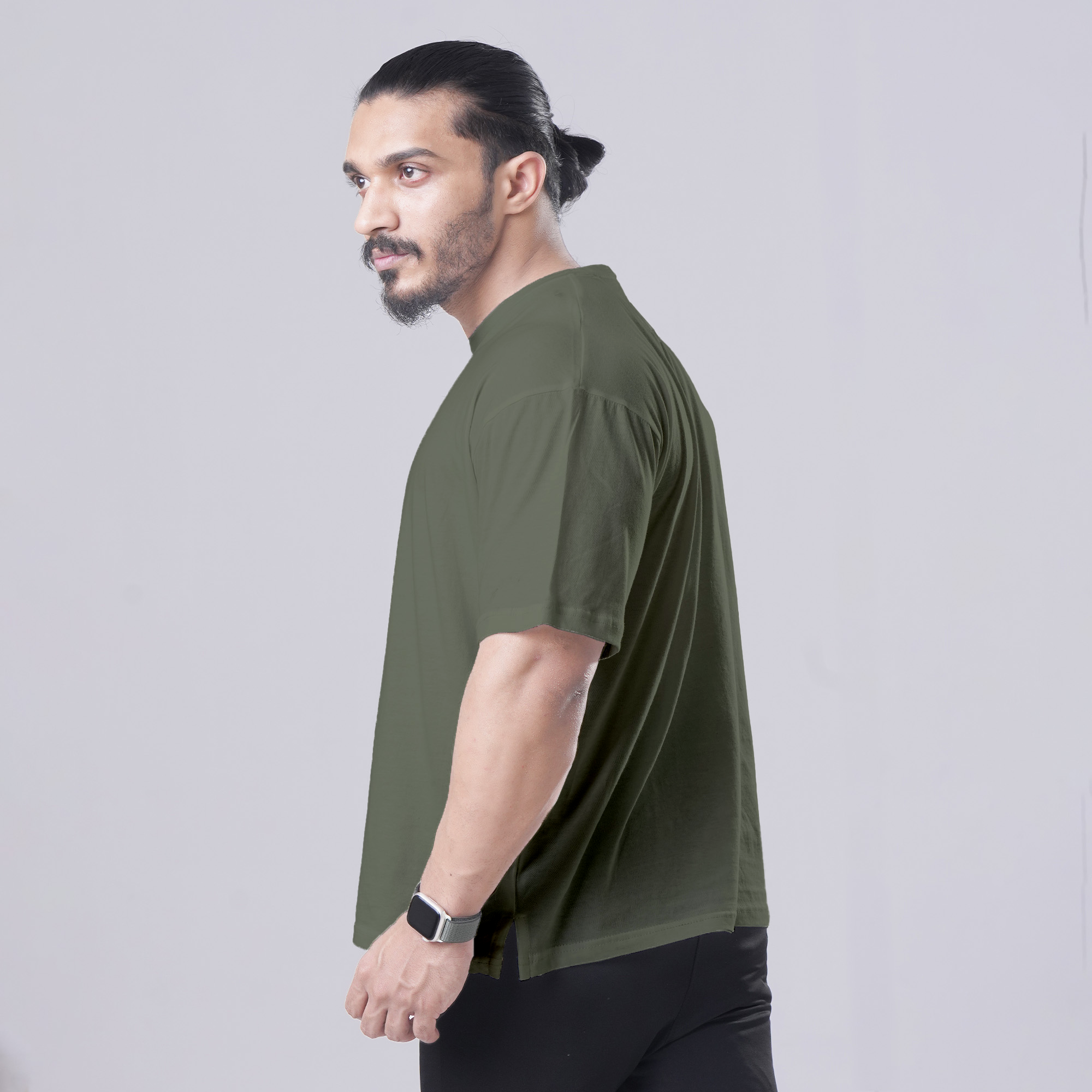 UNSTOPPABLE MOSS OVERSIZE TEE